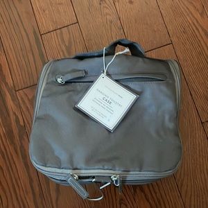 COPY - Pottery barn hanging toiletry bag NWT